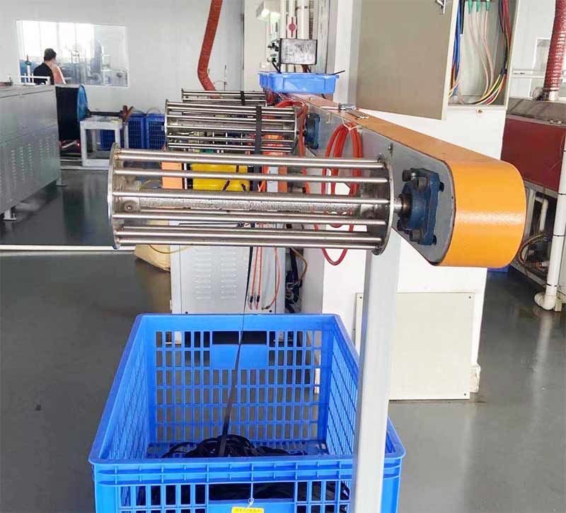 熱縮管生產車間